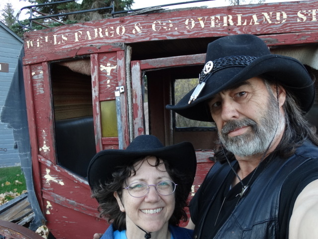 Selfie in front of an old stage coach