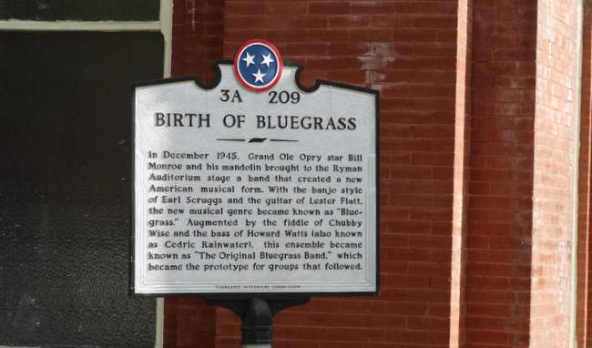Outside the Ryman Theater