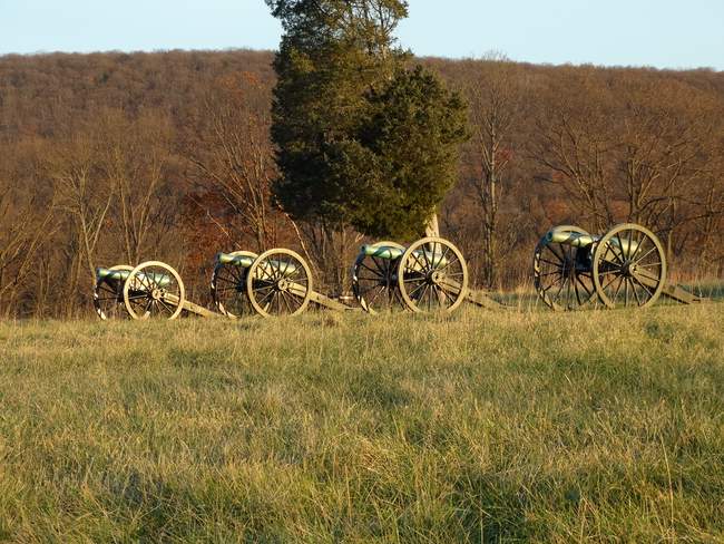 Confederate cannons.  The Confederates soundly won the battle here.  They greatly outnumbered the Union army.