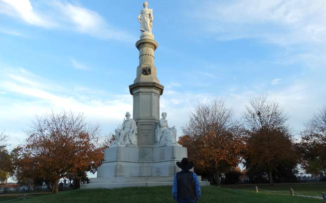 This monument stands where Lincoln gave the Gettysburg Address.
